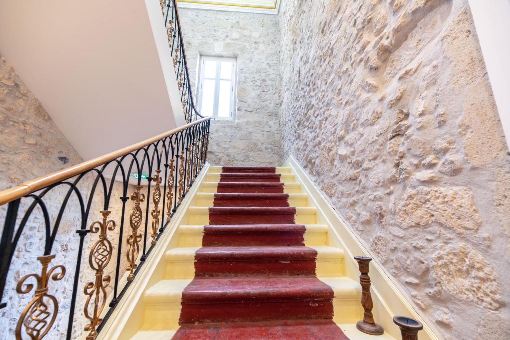 Suite Orientale Maison De L'Eglise Du Couvent Narbonne Exterior foto